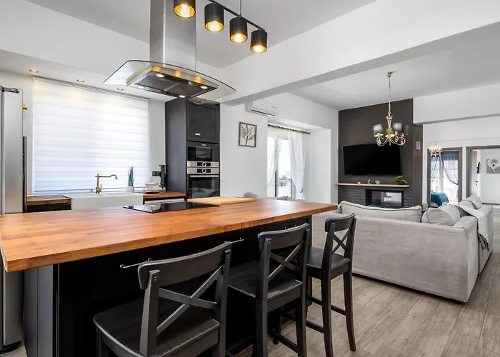 Emerald Διαμέρισμα Rhodes City